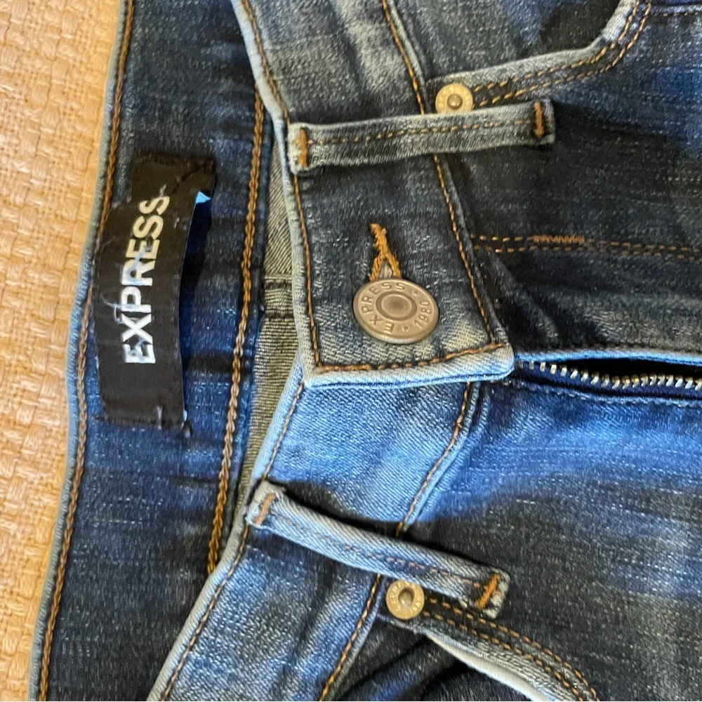 Express Legging Mid Rise Jeans - Size 2 R - Picture 4 of 4